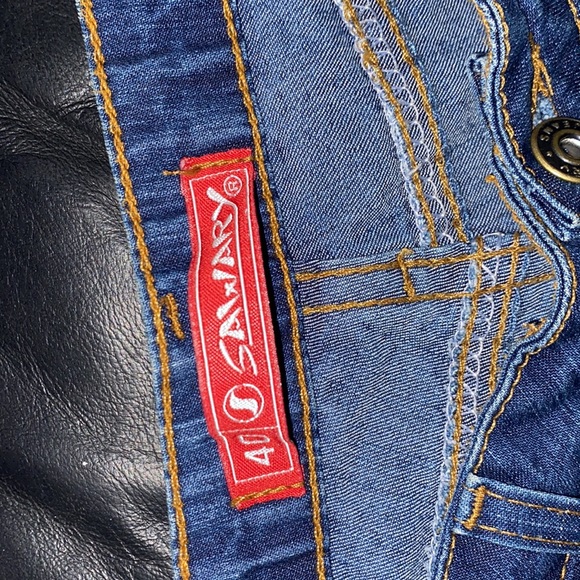 Sawary Brazilian Wide Flare Jeans - Picture 5 of 6